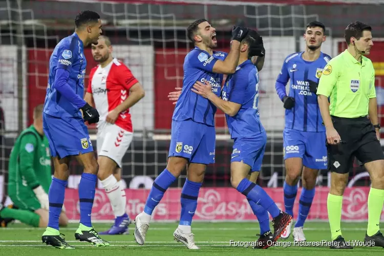 Vitesse al snel op rozen in Emmen