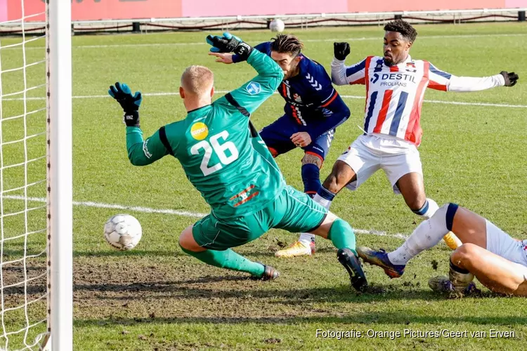 Willem II neemt afstand van FC Emmen