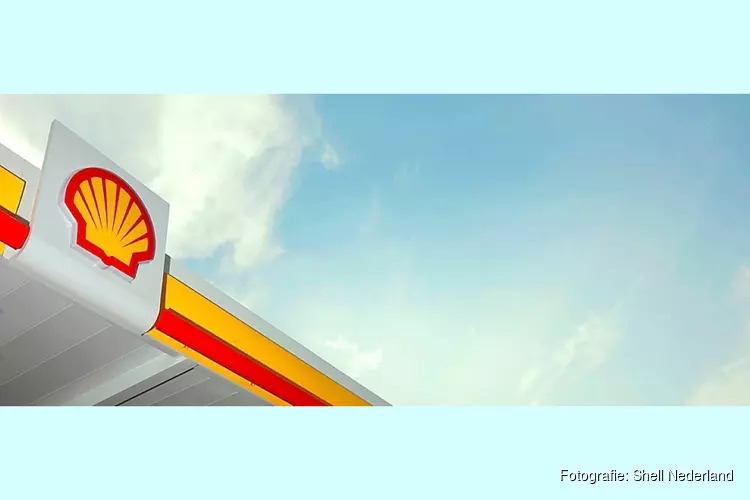 Shell opent in Emmen eerste waterstofvulpunt voor vrachtverkeer Nederland