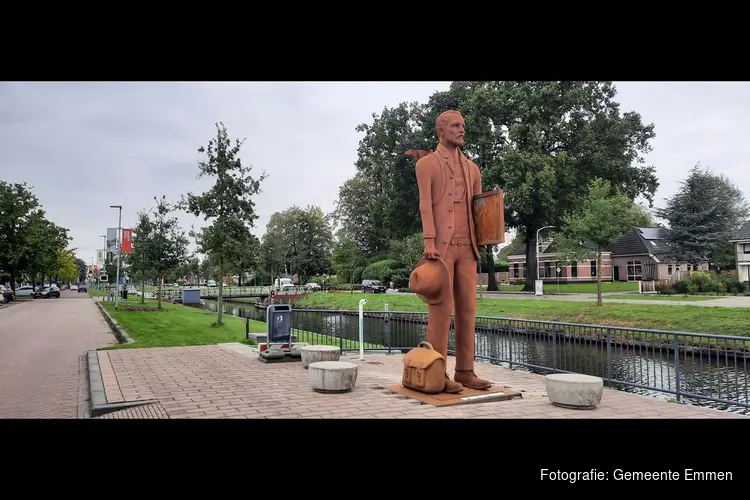 Beeld Van Gogh is thuis in Nieuw-Amsterdam/Veenoord